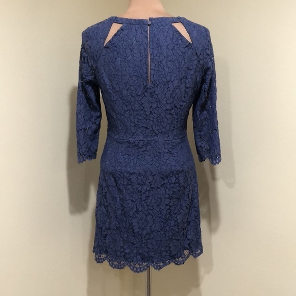 Oliver Bonas Dress Size UK 12 US 8 Blue Floral Lace Cutout Back Sheath - Picture 4 of 11